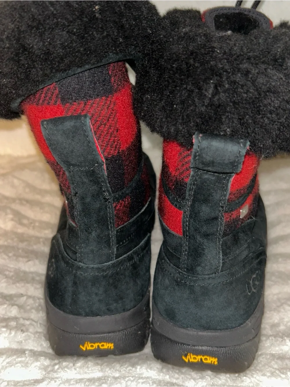 UGG Adirondack 111 red plaid vibram mens snow winter boots
